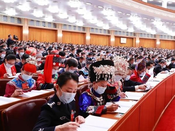 最高法報告：決不允許 “紙面服刑”、“提錢出獄”破壞公平正義